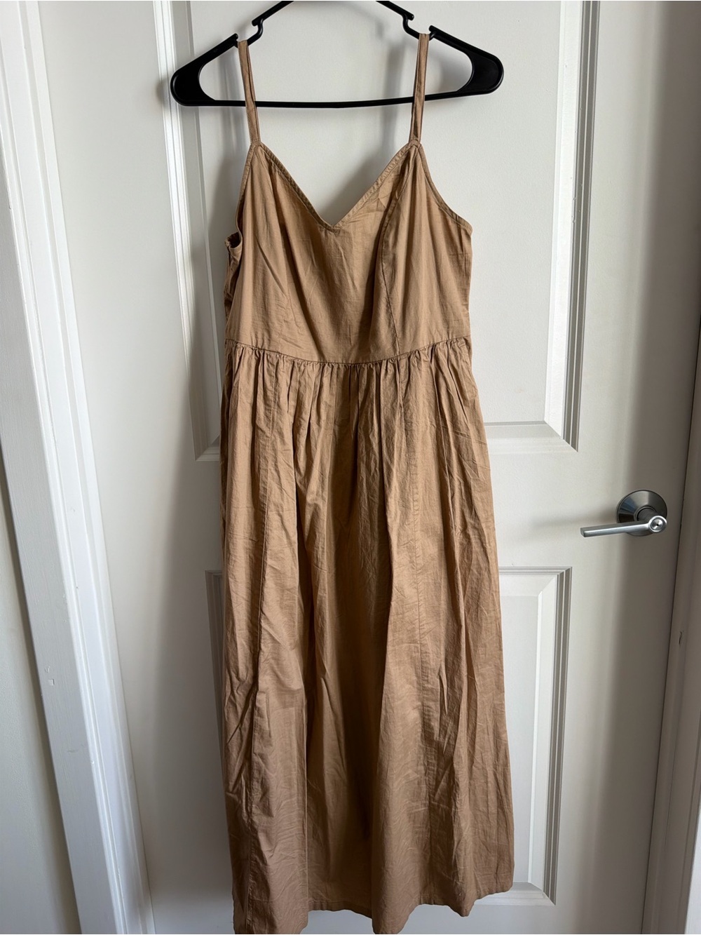 Old Navy Tan Spaghetti-Strap Maxi Dress - Picture 2 of 6